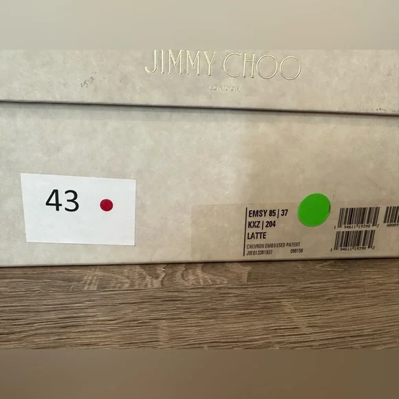 JIMMY CHOO EMSY 85MM CHEVRON EMBOSSED PATENT SANDAL HEELS  Size 37/7 - Picture 9 of 9